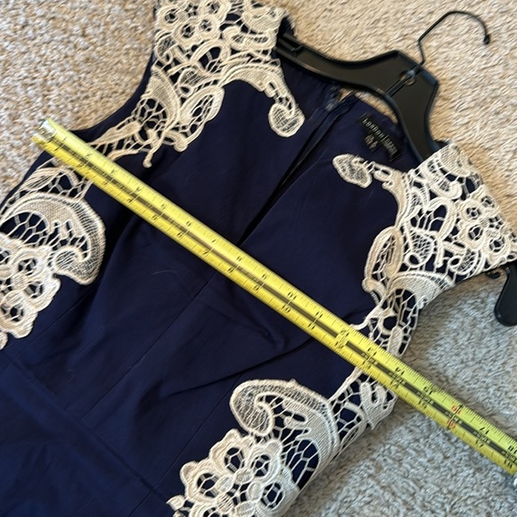 London Dress Company Navy Cream Lace Cap Sleeve Bodycon Mini Dress Size 4 - Picture 16 of 16